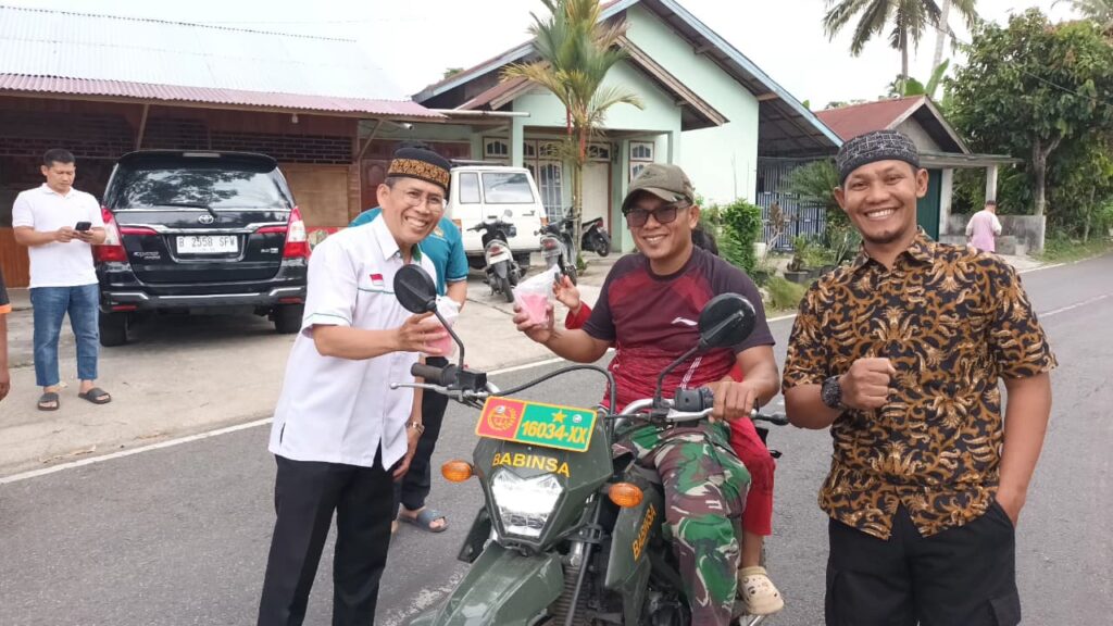 LDII Payakumbuh Bagikan Takjil Gratis, Tebar Kepedulian di Bulan Ramadan